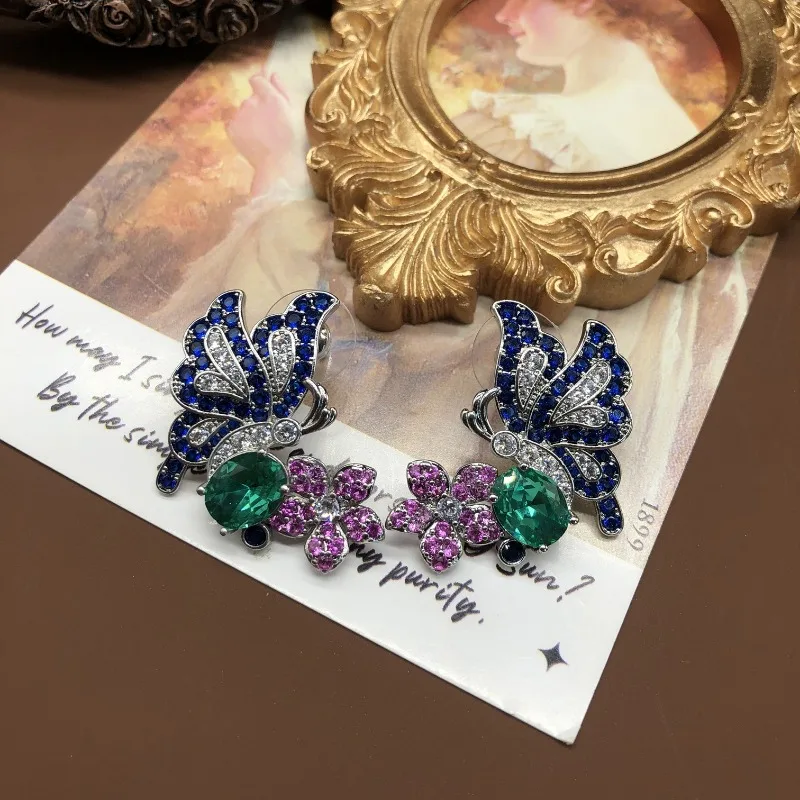 

Medieval Jewelry Light Luxury Design Sense Versatile Diamond-set Butterfly Stud Earrings Flower Temperament Jewelry Earrings Fre