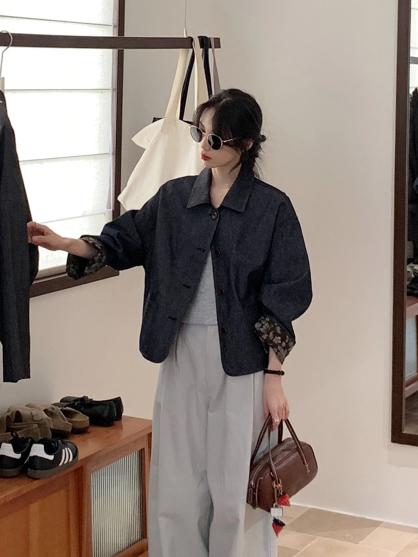 

Свободная женская джинсовая куртка с цветными вставками и манжетами, универсальная, осенняя новинка, модное женское пальто