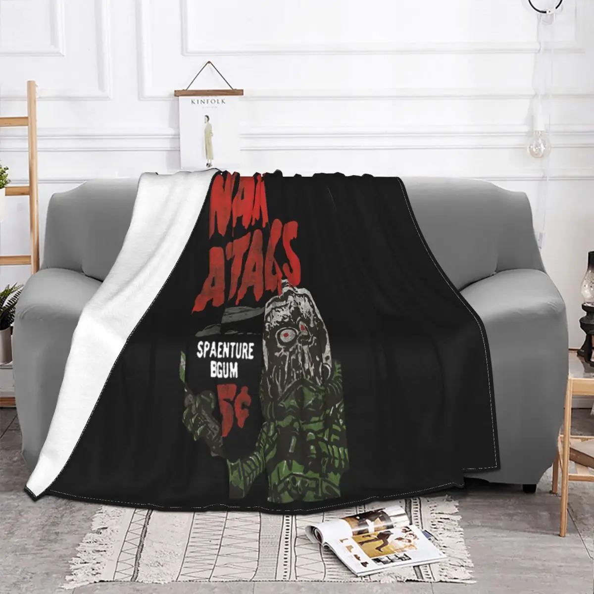 Mars Attacks Mens Space Adventure Slim Fit Coal Personalized Newest Children Goth Brand Style Throw Blanket