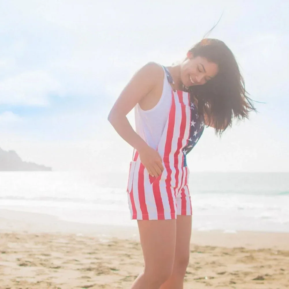 

Новинка 2026: Женский повседневный джинсовый комбинезон на лето ко Дню независимости, с принтом флага, карманами и пуговицами, для пар