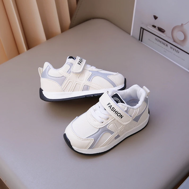 Classic Retro Design Fashion Color Splicing Style, Available in Pink, Silver, White, Suitable for Toddler Boys Girls Sneakers