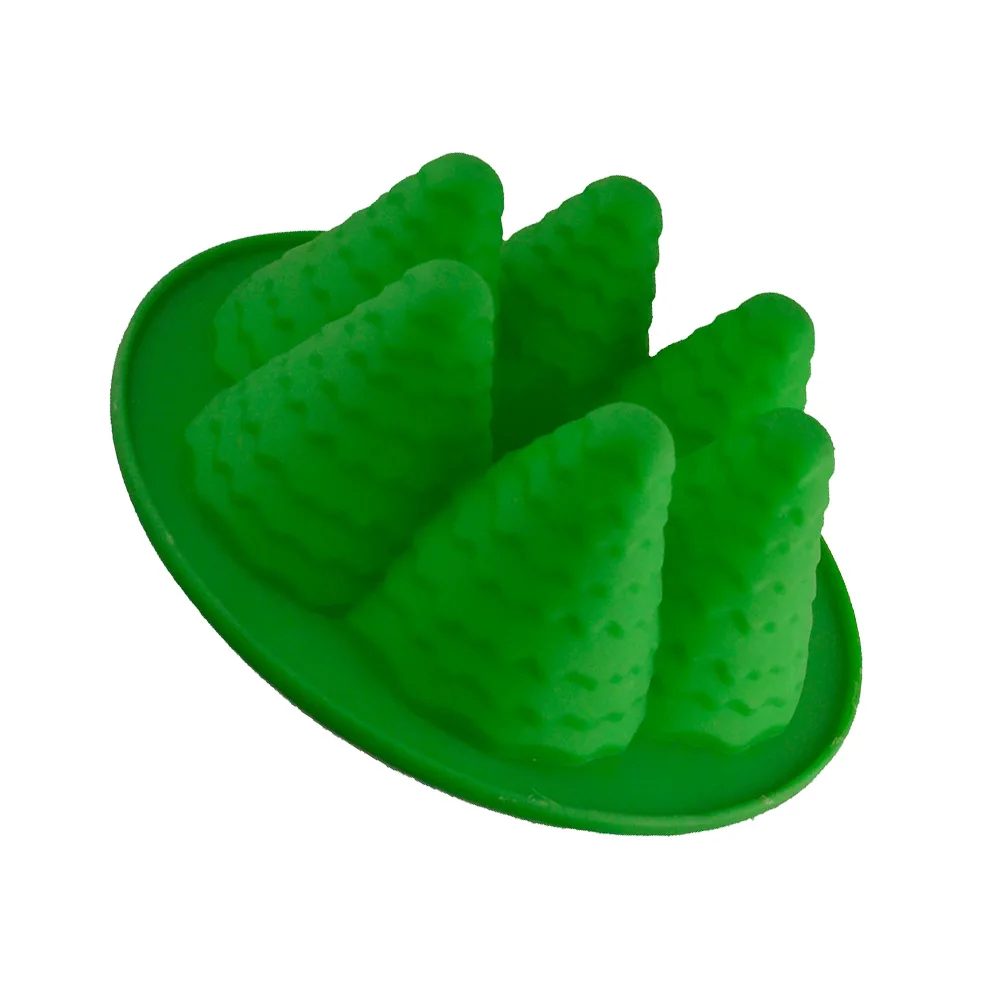 

3 D Christmas Tree Mold Cake Stencil Micro-wave Oven Baking Molds Template Spray Stencils