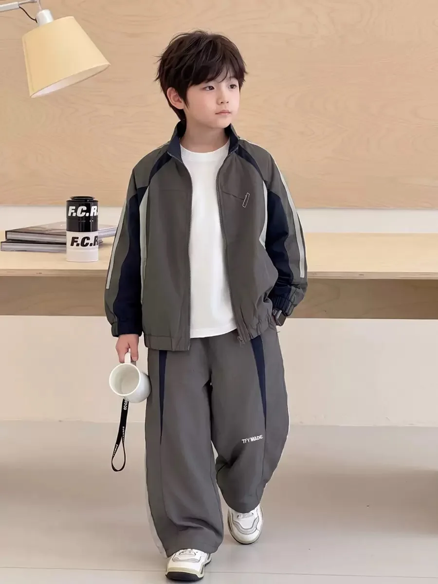 2026 Autumn New Children's Color-Block Sports Suit for Boys, Loose Casual Two-Piece Trendy Retro Set