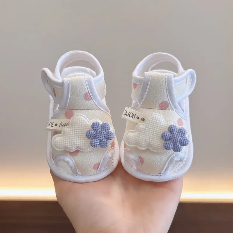 2026 Summer New Kids Sandals Lightwe Child Beach Shoes Comfort Anti Slip Baby's First Walkers Simple Versatile Girls' Flat Shoes