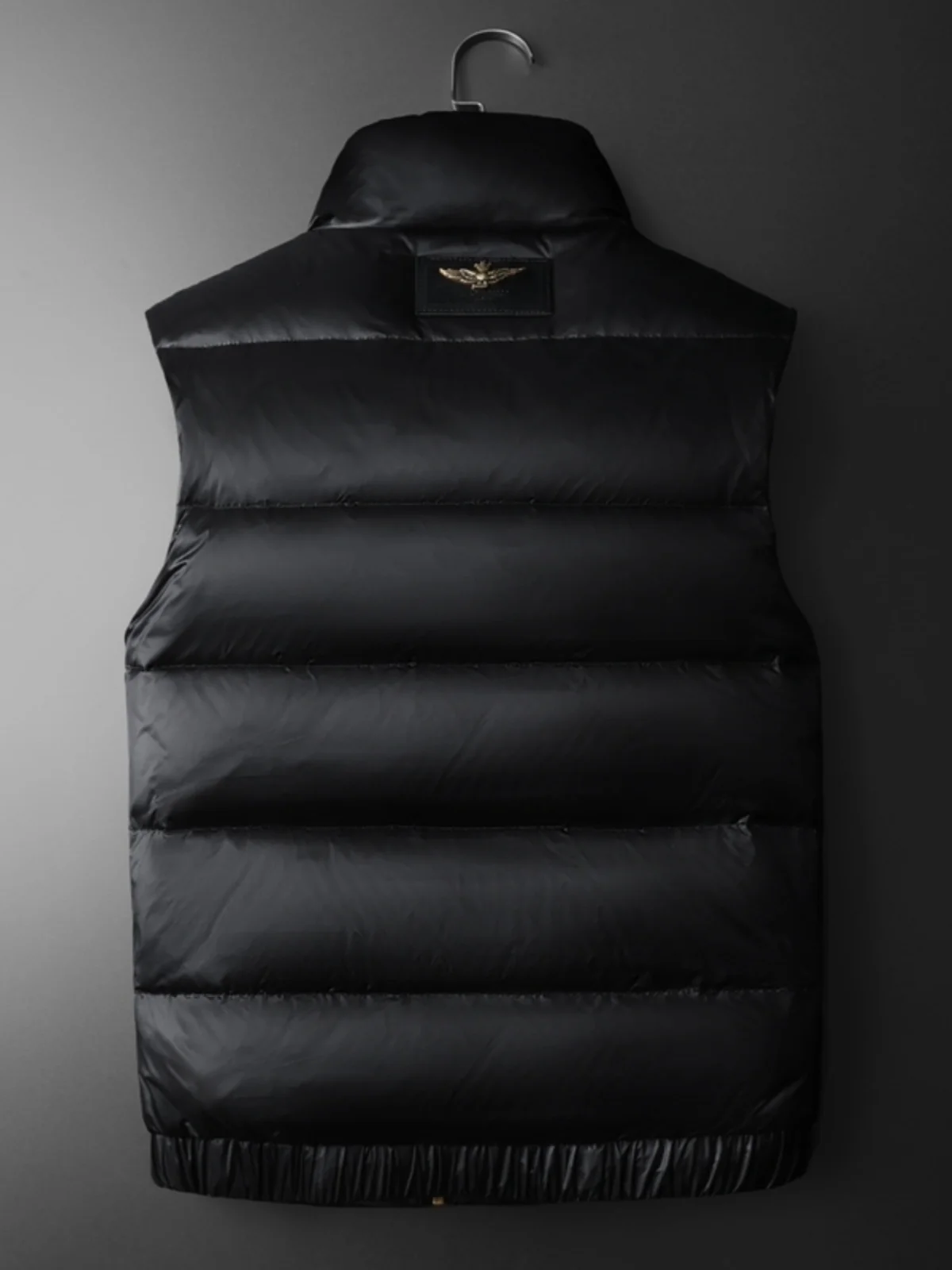 

Ele Embroidered Lightweight Du down Vest Men's Faion Stand Collar Jaet Outerwear Urban Sle Waterproof Coating Fabric