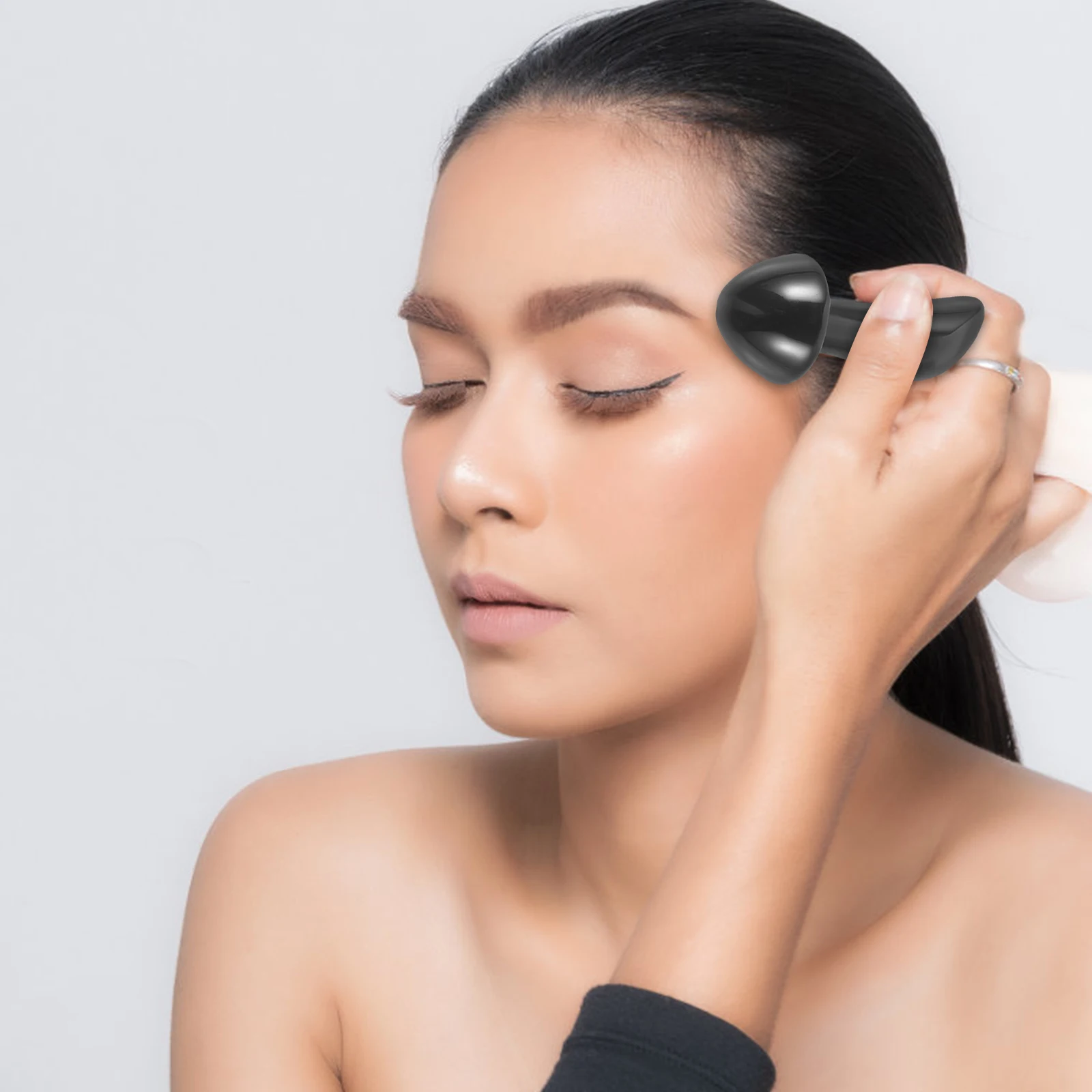 

Jade Face Massager Mushroom Head Obsidian Tool Lightweight Portable Smooth Edges Women Adult Home Travel Facial Scraper Skincare