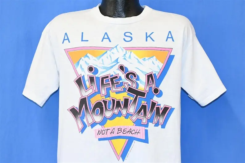 

80s Alaska Life's A Mountain Not A Beach Neon Tourist t-shirt Large