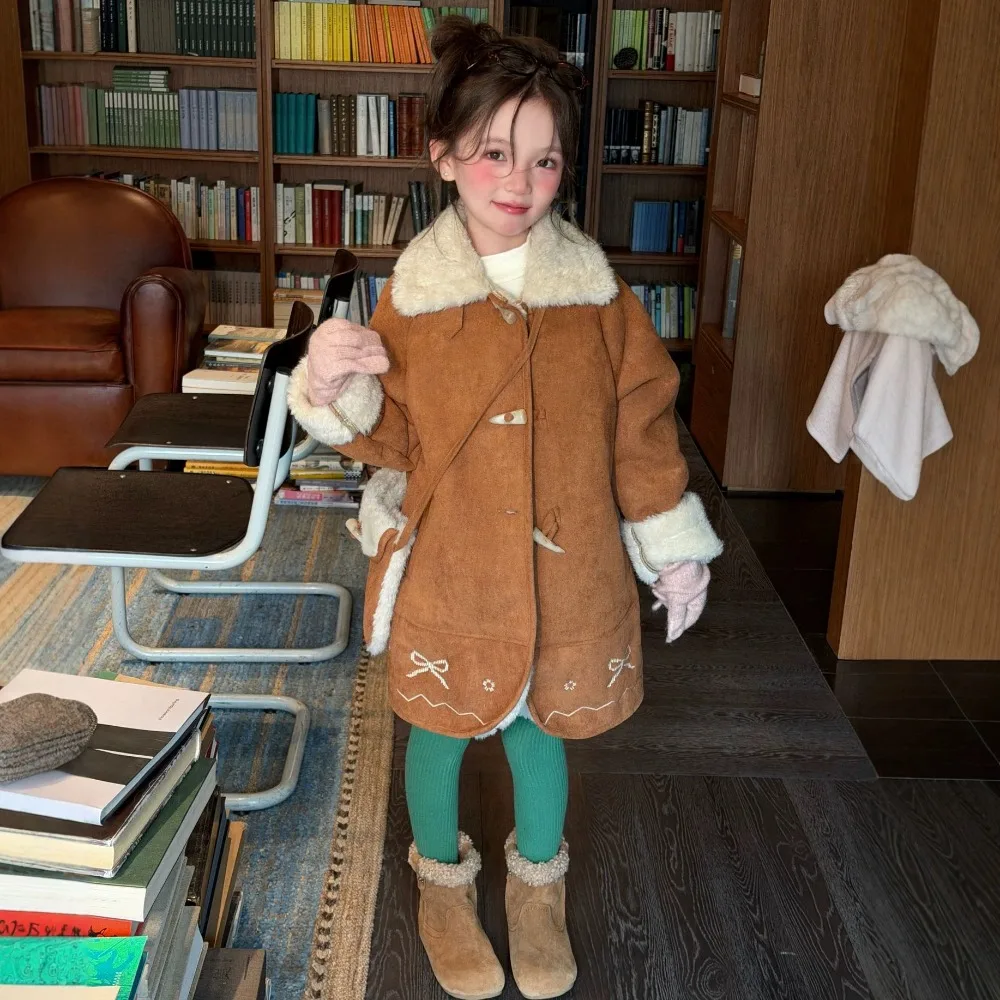 2026 Winter Girls Faux Shearling Coat Kids Suede Toggle Button Jacket Baby Girl Bow Embroidery Padded Outerwear 100-160cm
