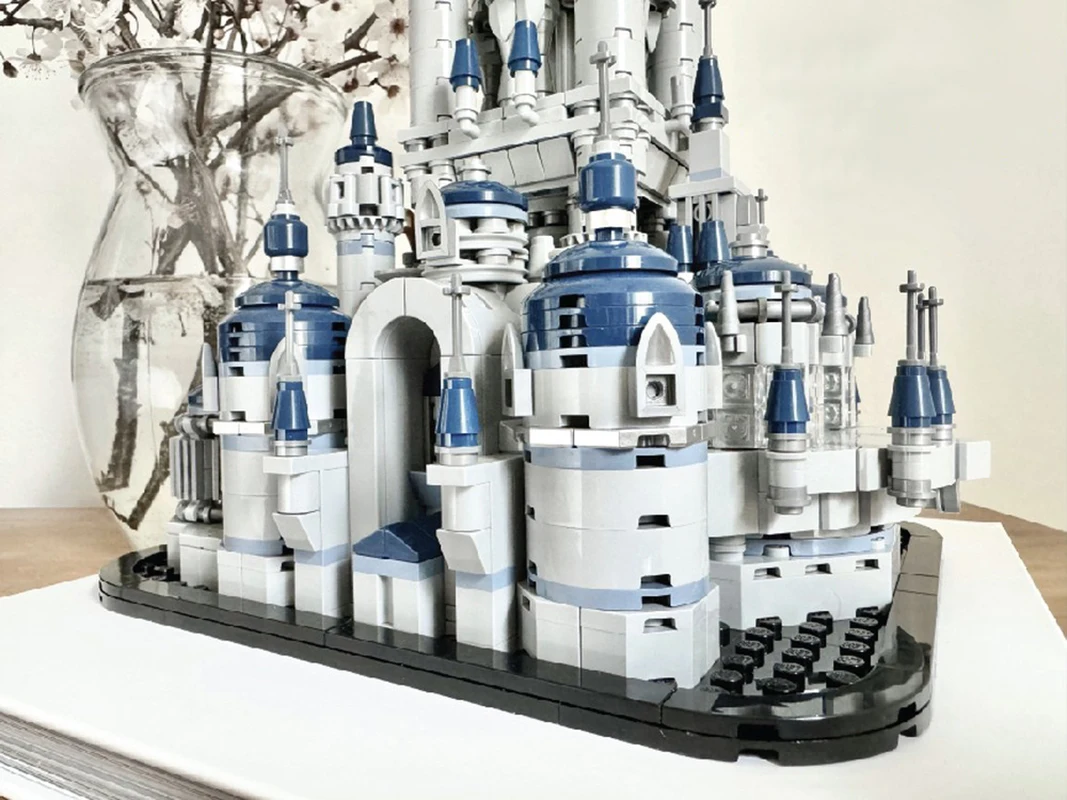 Exquisite new product MOC building block game scene building model Alexander Castle technology modular children's toy DIYset