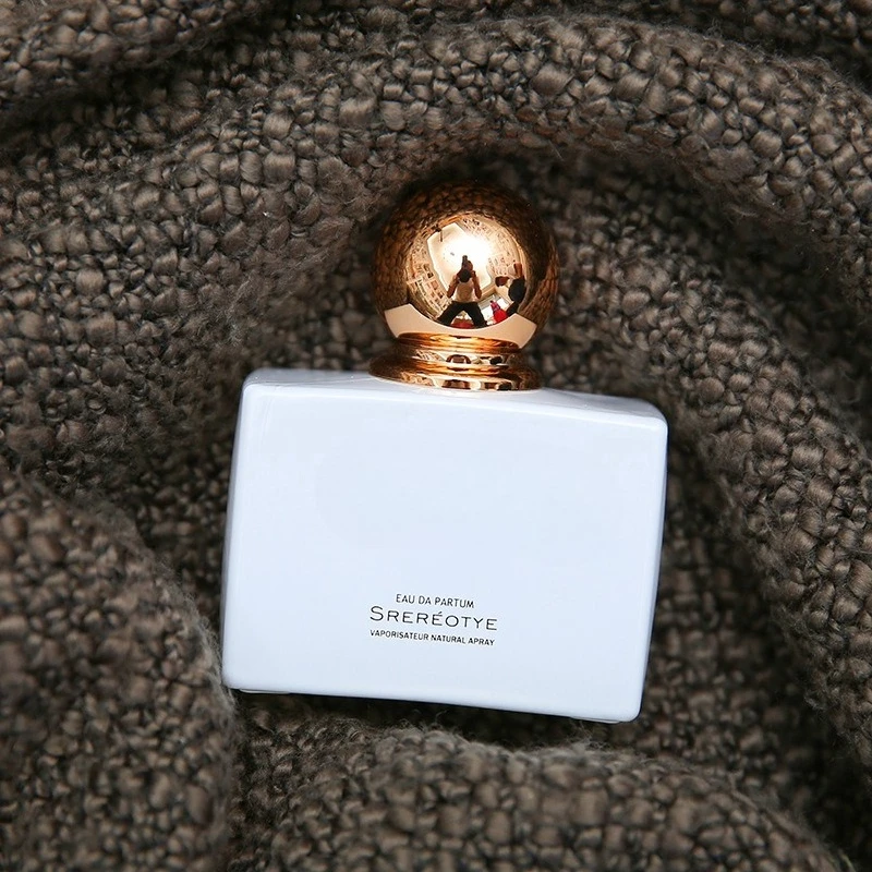 Parfum classique parfum durable diffusion en direct explosion raffermissant doré frais hommes 50ML