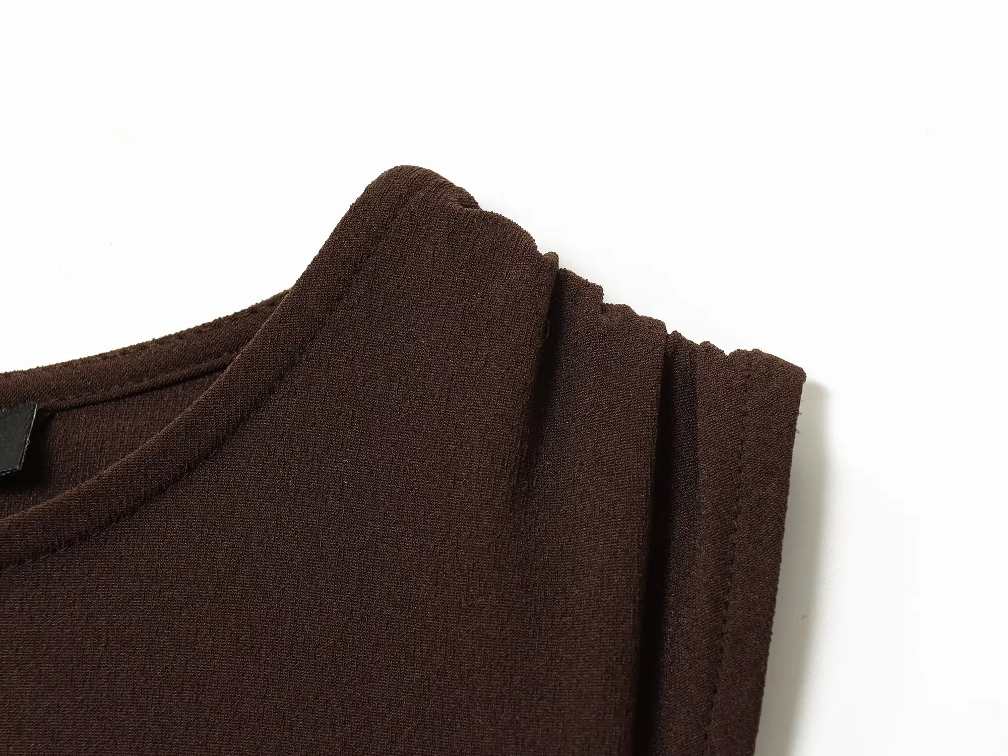 فستان نسائي جديد غير رسمي على الموضة لعام 2025 برقبة دائرية بدون أكمام، تنورة أنيقة ومتعددة الاستخدامات بفتحة خلفية #4