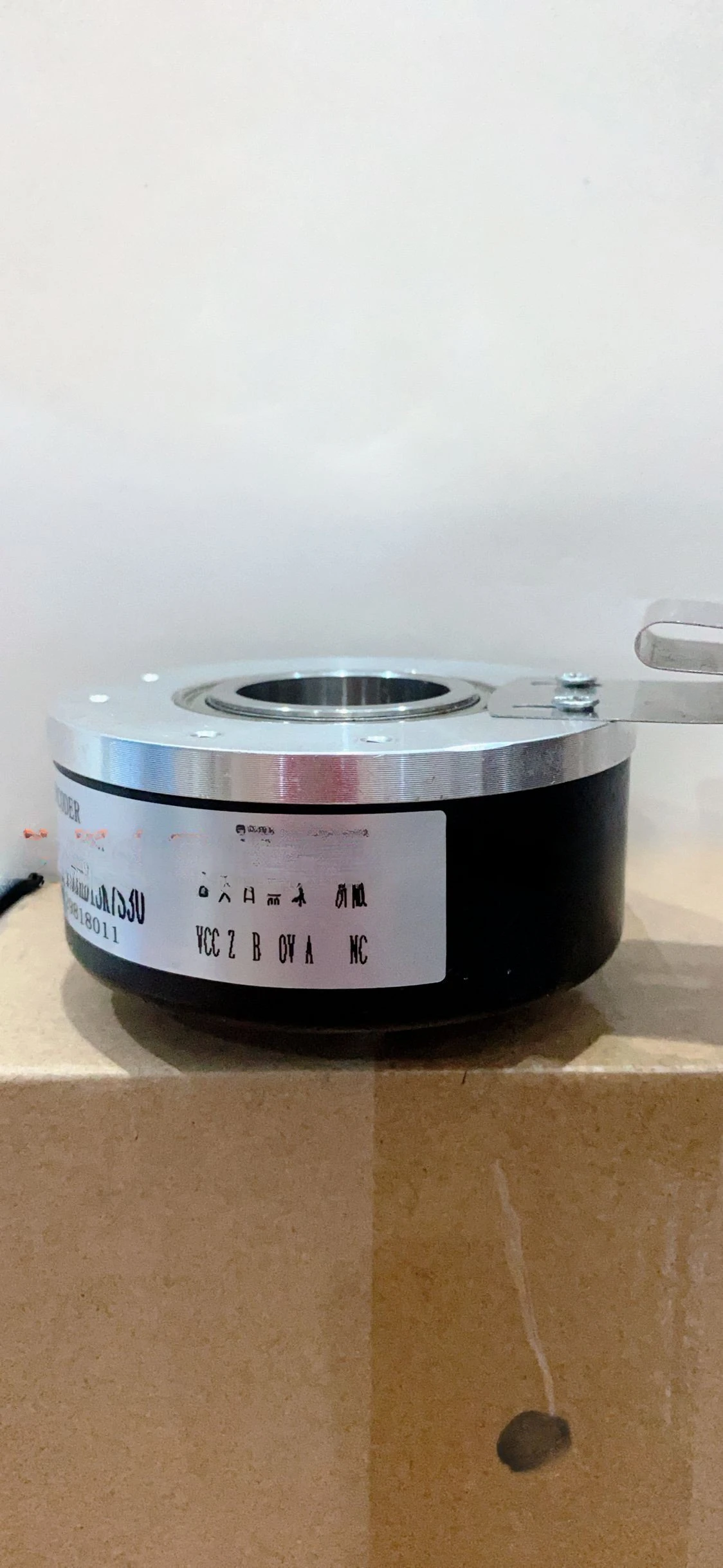 HOG75DN2048R-9-26V-2048-TTL-RS422 XHI861108366-9-30V encoder