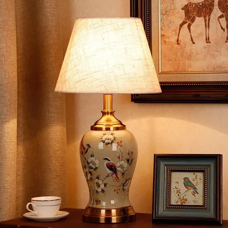 مصباح طاولة سيراميك صيني جديد كلاسيكي لغرفة النوم المنزلية وغرفة المعيشة وغرفة النوم والدراسة والزفاف الرومانسي الدافئ P #5