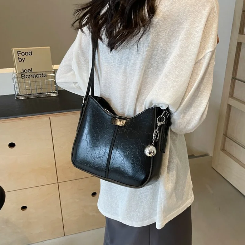 

Luxury Famous Designer Women's Crossbody Bag Leather Handbag Shoulder Tote Popular Classic Elegant Fashion
