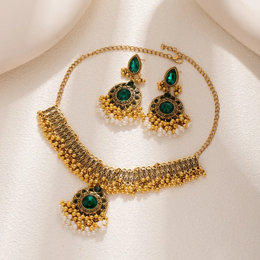 

Ethnic Style Hollowed-out Tassel Jewelry Set Rhinestone Inlaid Water Drop Pendant Necklace Earrings Set Imitation Pearl