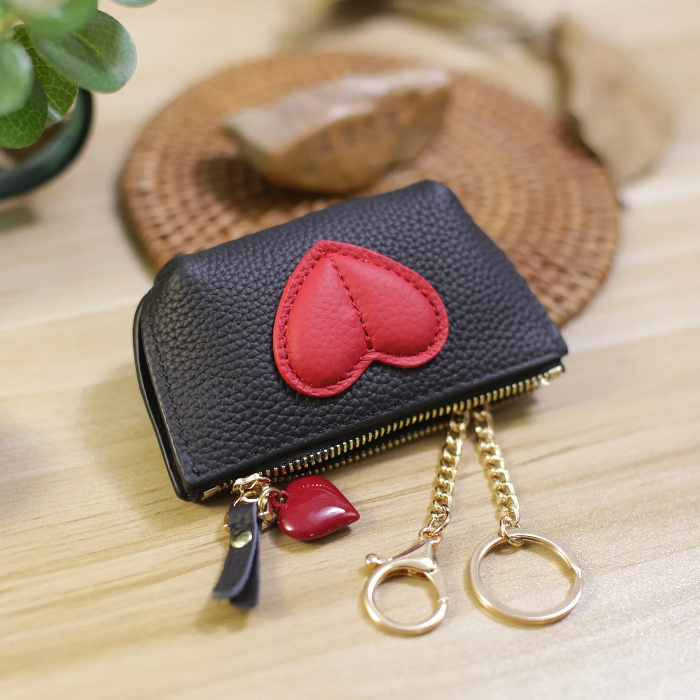 

Vintage Top Layer Leather Mini Coin Purse for Women Cute Heart Zipper Key Pouch Small Lipstick Holder Wallet for Daily Carry