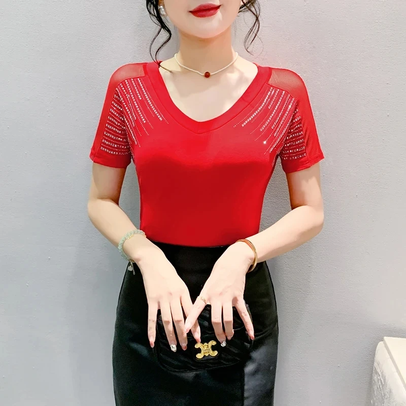 Camiseta feminina de manga curta com decote em v, oca, retalhos de malha, algodão, tops quentes de diamantes, roupas européias, moda verão