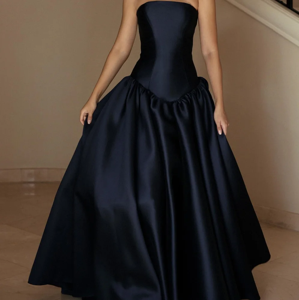 

A-Line Strapless Satin Graceful and Temperament Photo Color Evening Dresses Custom Size Pleats Zipper Back Saudi Arabia 2024