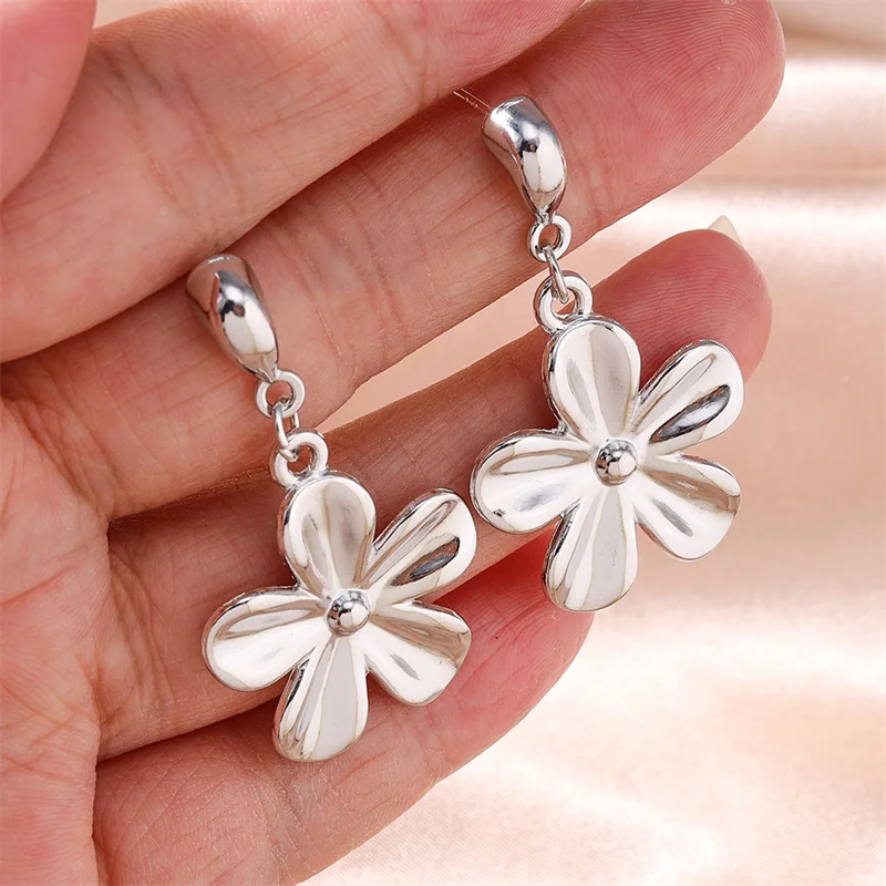 Koreanische Blumen-Ohrstecker für Frauen, Niedliche Ahornblatt-Ohrhänger, Mädchen Party Festival Schmuck Dekoration – Detail 3