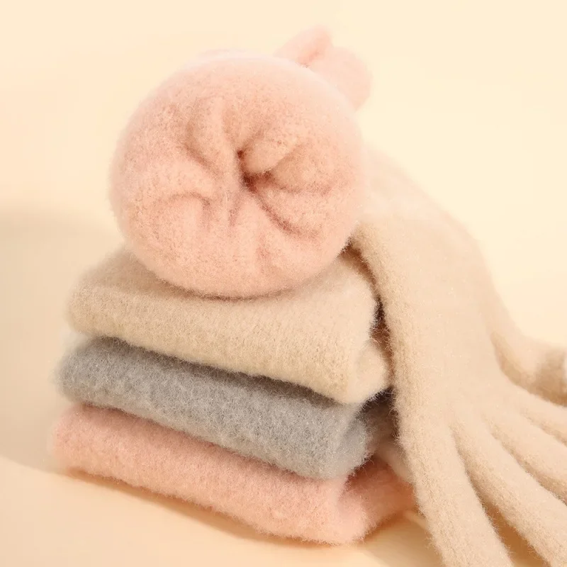 Плюшевые вязаные перчатки, теплые и морозостойкие шерстяные перчатки, женские милые перчатки с сенсорным экраном в виде панды, теплые уличные перчатки