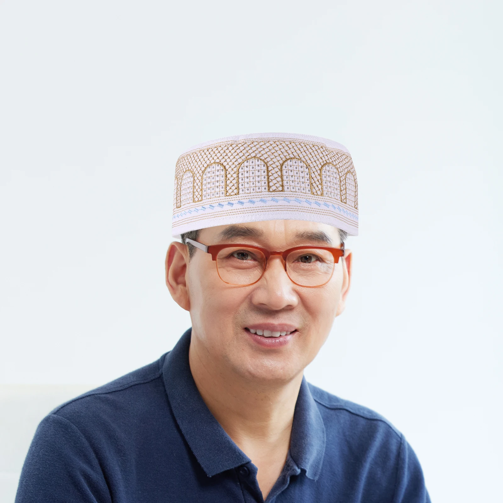 

Muslim Worship Hat Embroidered Caps for Men Lightweight Breathable Material Prayer Travel Gatherings Islamic Hats Adjustable B