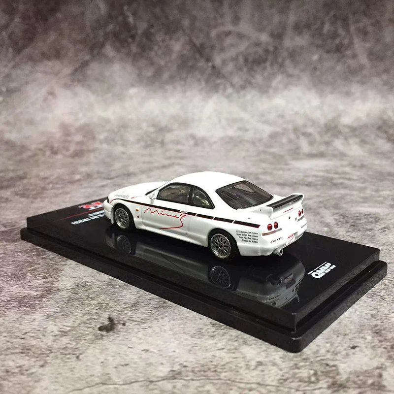 INNO 1:64 Model Car Skyline GT-R N1 (R33) Alloy Die-Cast Vehicle Collection -White