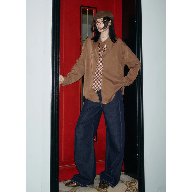ELFSACK 2025 otoño nuevas llegadas Casual suelta ajuste camisa bordada de franela de gran tamaño para mujer