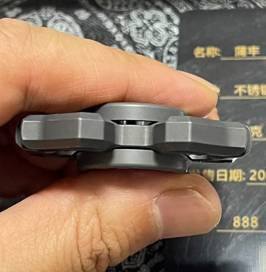 Used EDC Singularity EDC Pu Lao Steel Stone Washing Stress Relief Toy Haptic Spinner Fingertip Gyroscope Decompression Toys