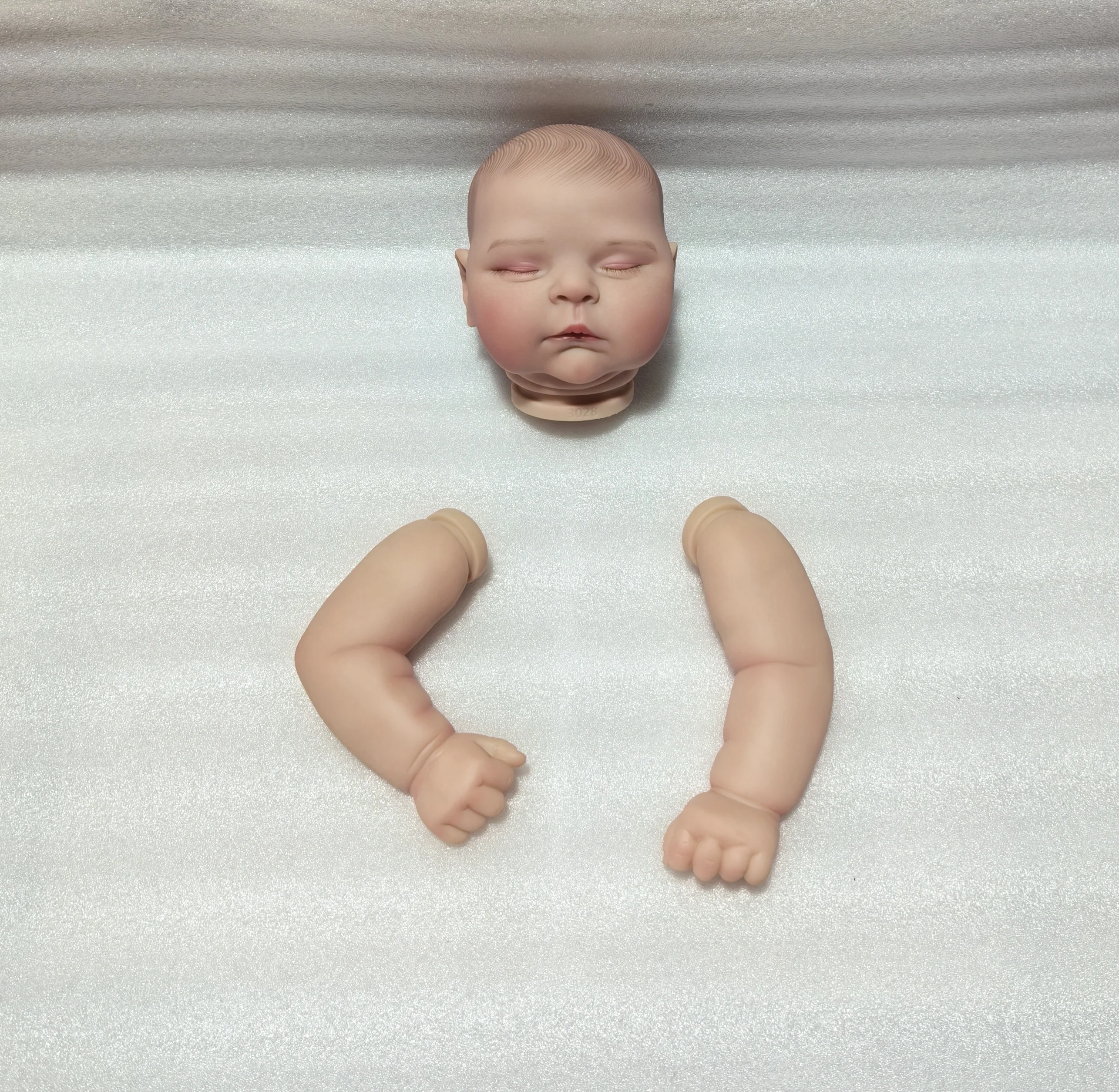 NPK 19inch Finished Doll Size Already Painted Kits Peaches Very Lifelike With Many Details Veins same As picture with Extra Body