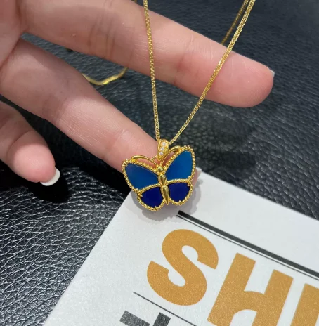 18k karat gold butterfly pendants blue shell pendant 20mm au750 jewelry