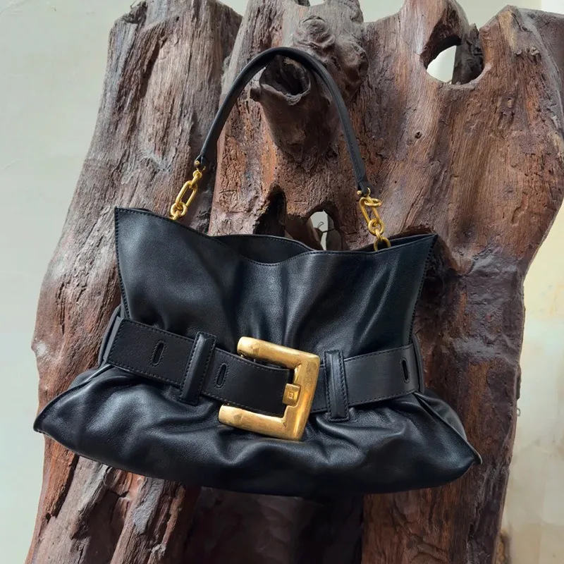 

Элегантная сумка-тоут из высококачественной мягкой кожи с новым дизайном и пряжкой на ремне, стильная женская сумка через плечо.