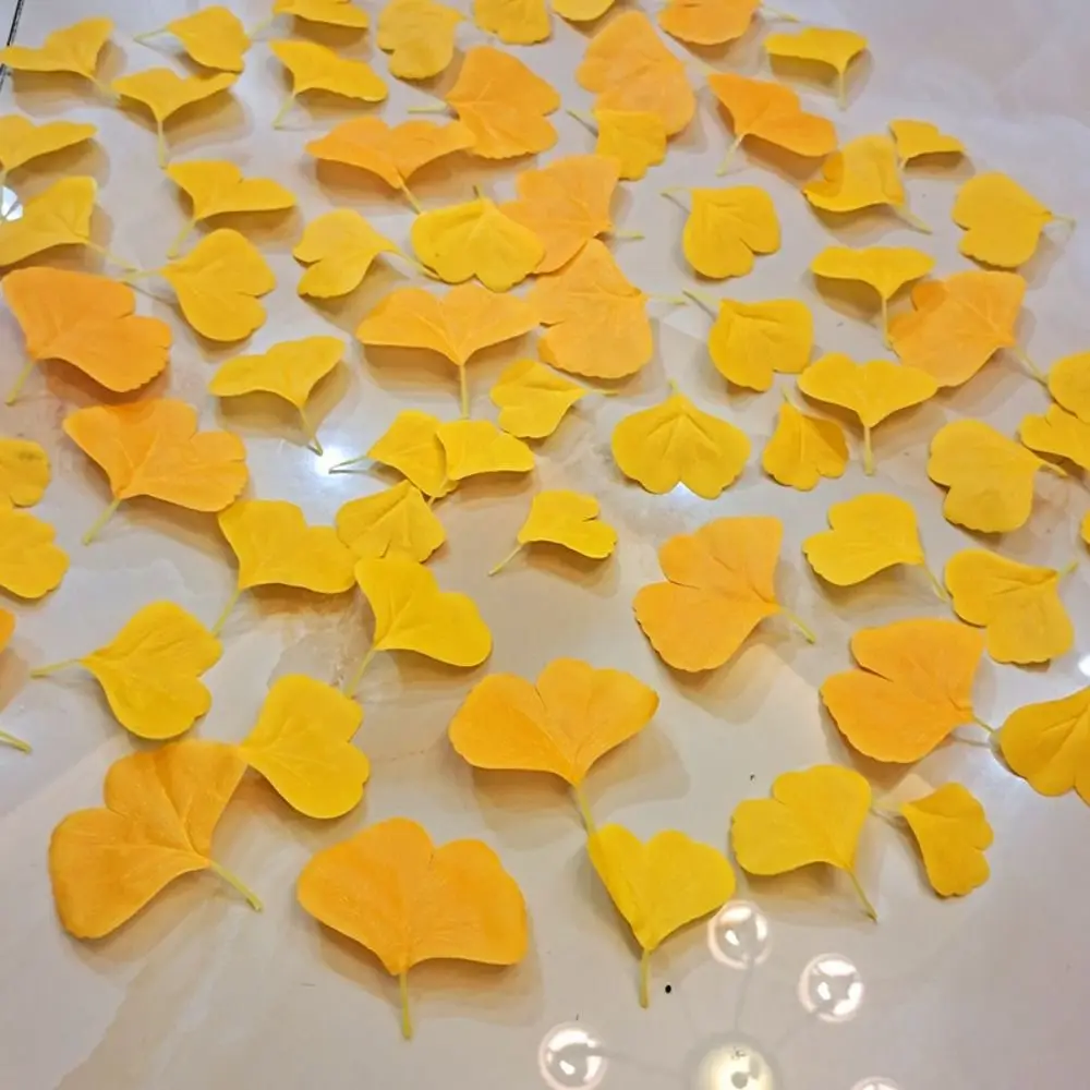 100 Stück künstliche Ginkgo blätter Faux fallendes Blatt Herbst atmosphäre Haupt dekoration gelbe Party liefert Foto Requisiten Urlaub – Detail 4