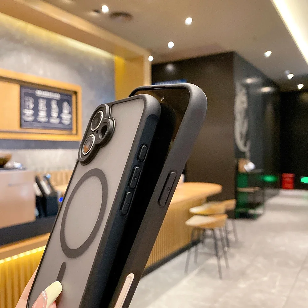 حافظات هاتف مدرعة شفافة غير لامعة لهواتف iPhone 16E 16 15 14 13 11 12 16 Pro Max Plus Magsafe غطاء صلب للشحن اللاسلكي
