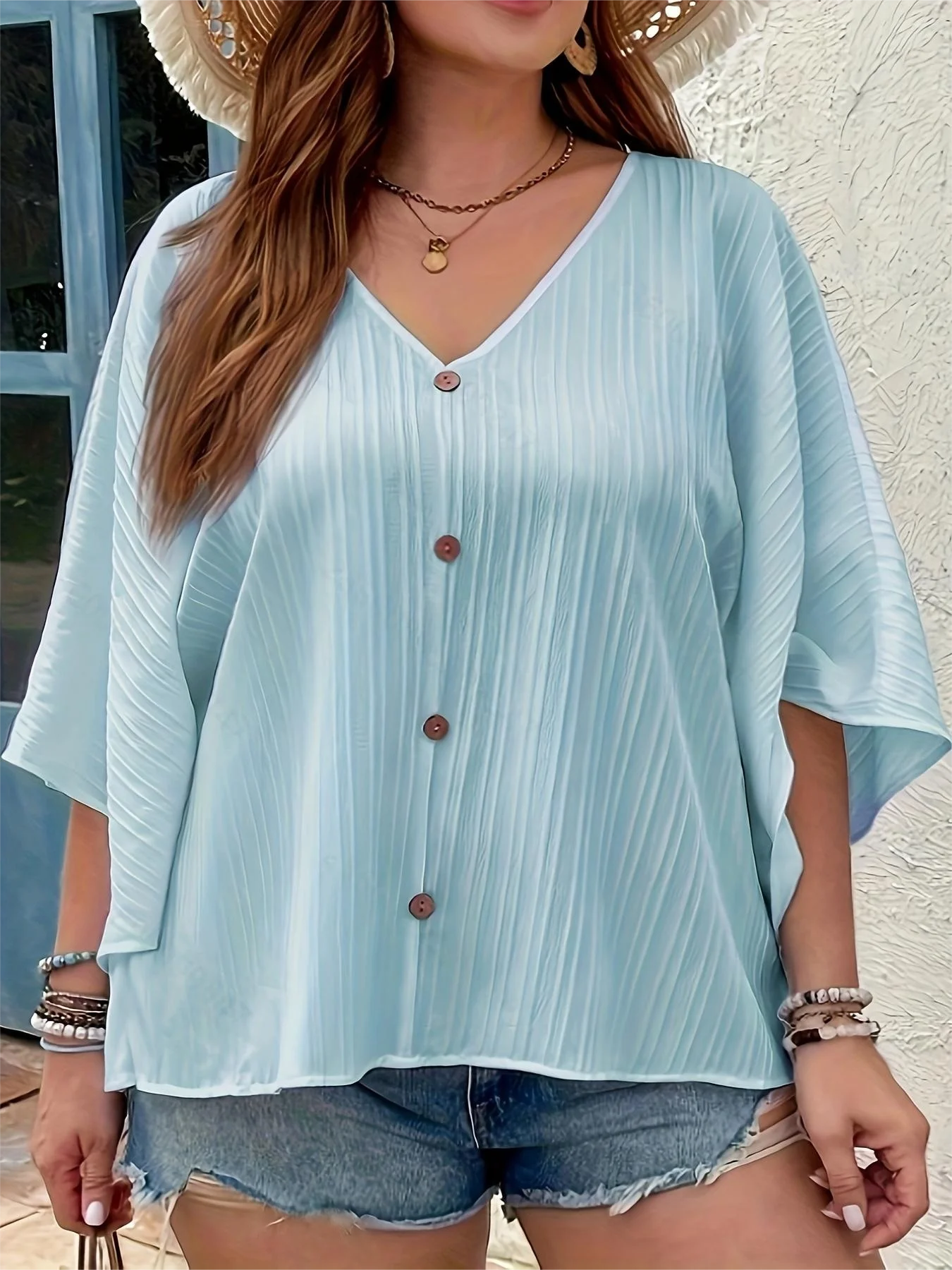 

Текстурированный однотонный женский топ с V-образным вырезом и рукавами «летучая мышь»