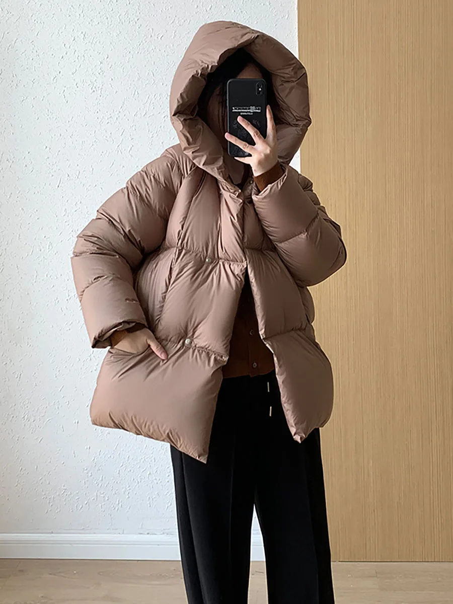 เสื้อแจ็คเก็ตผู้หญิงแบบมีฮู้ดสำหรับฤดูหนาว สีพื้นเรียบง่าย แบบเย็บติดกัน แจ็คเก็ตพัฟสไตล์เกาหลี แฟชั่นลำลองสำหรับผู้หญิง เสื้อโค้ทหนาอุ่น