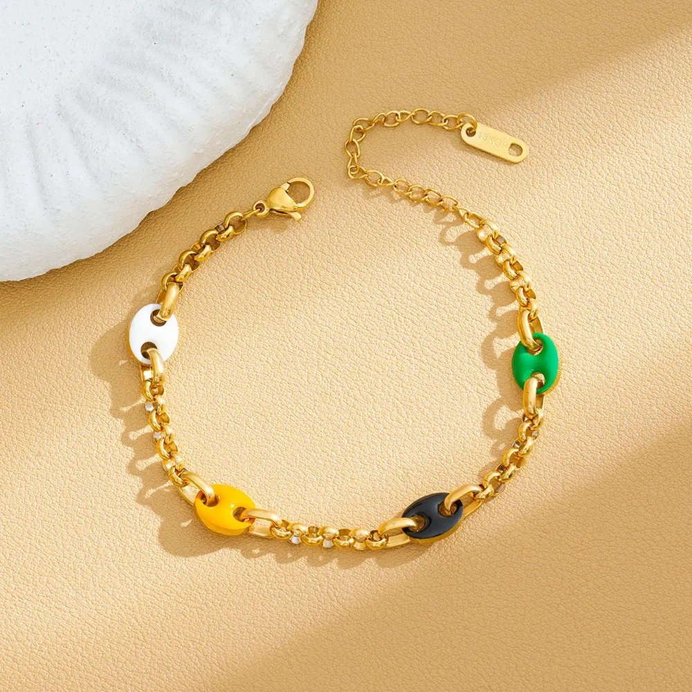 

new Fashionable, exaggerated and simple oil-dripping pig's nose bracelet, a design accessory suitable for both men and women