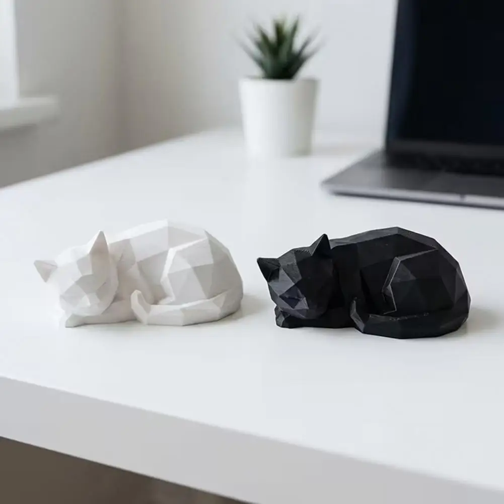 Sleeping Cat Statue One-piece Molded Cat Figurine Geometric Sleeping Cat Figurine 3d Printed Minimalist Sculpture for Desk