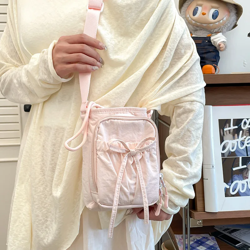 

Outdoor lightweight butterfly end mouth crossbody bag waterproof nylon mobile phone bag thermal kettle women shoulder bag