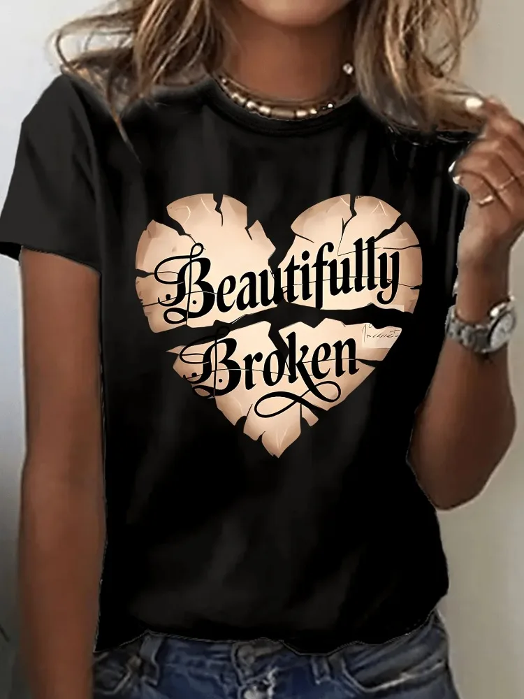 Camiseta con estampado con dibujo de corazón de dibujos animados, pantalón corto informal de manga corta con cuello redondo