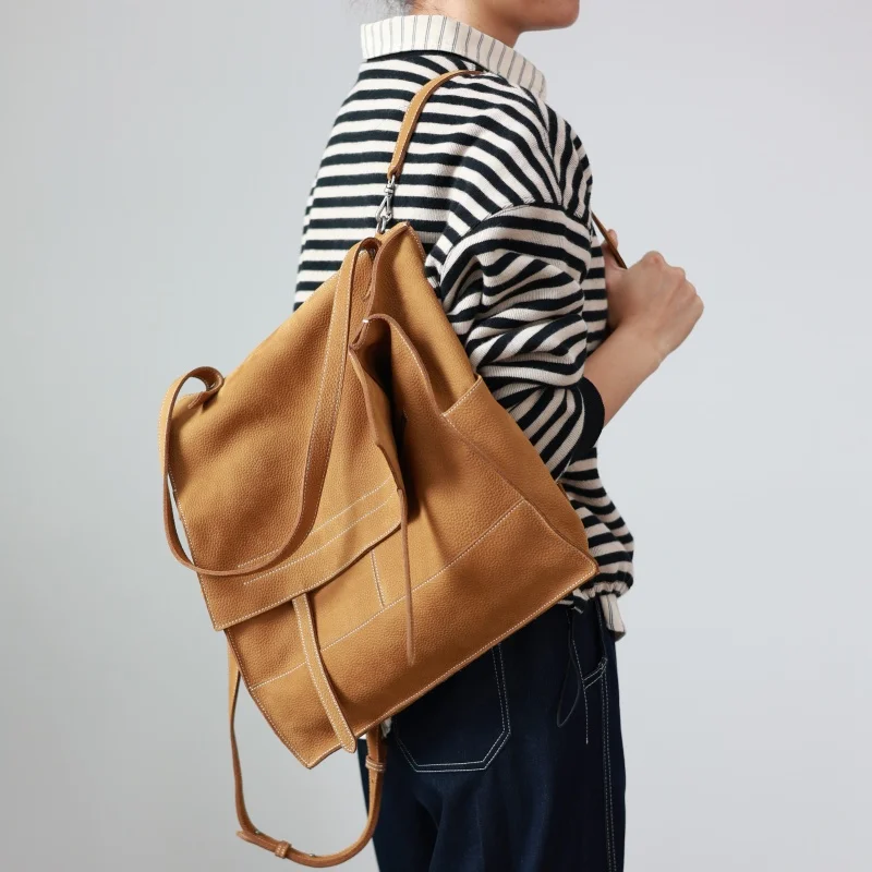 Genuine Leather Large Capacity Backpack Suitable For Daily Comutting And Short Business Or Trip
