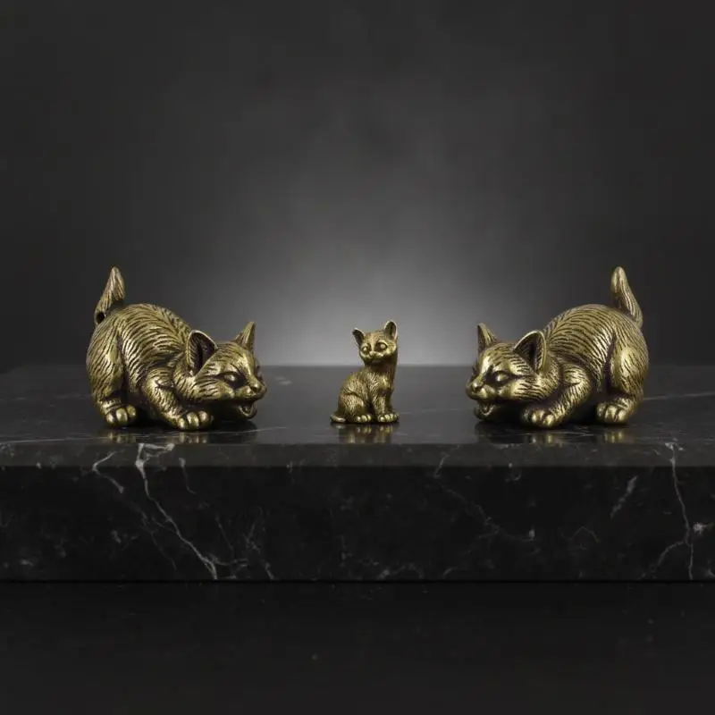 4 Styles Available Brass Cute Cats Figurines Miniatures Desktop Ornaments Small Animal Tea Pet Home Decor Accessories