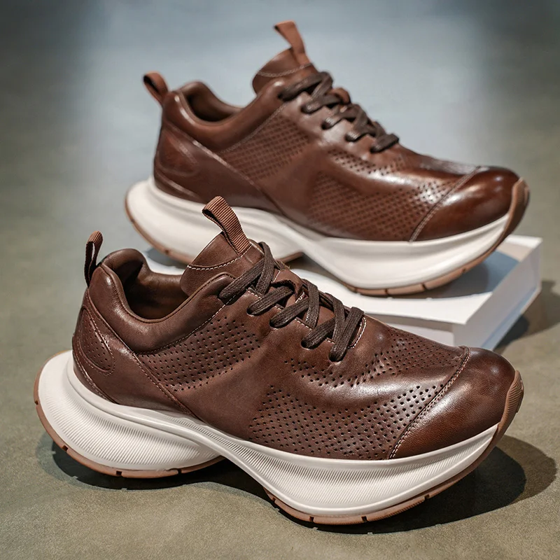 

2024 New Retro Versatile Men's Casual Board Shoes with Thick Soles Durable Lightweight Comfortable Personalized Lace Up Sneakers