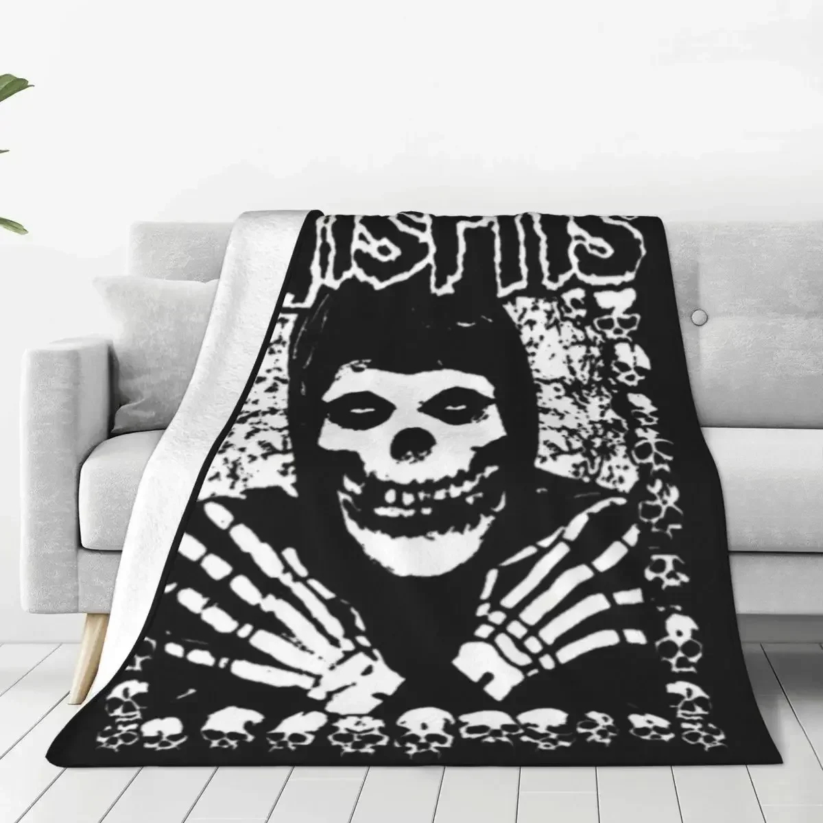 Misfits Rock Band Knitted Blanket Flannel Throw Blanket Bedroom Sofa Printed Lightweight Bedspreads