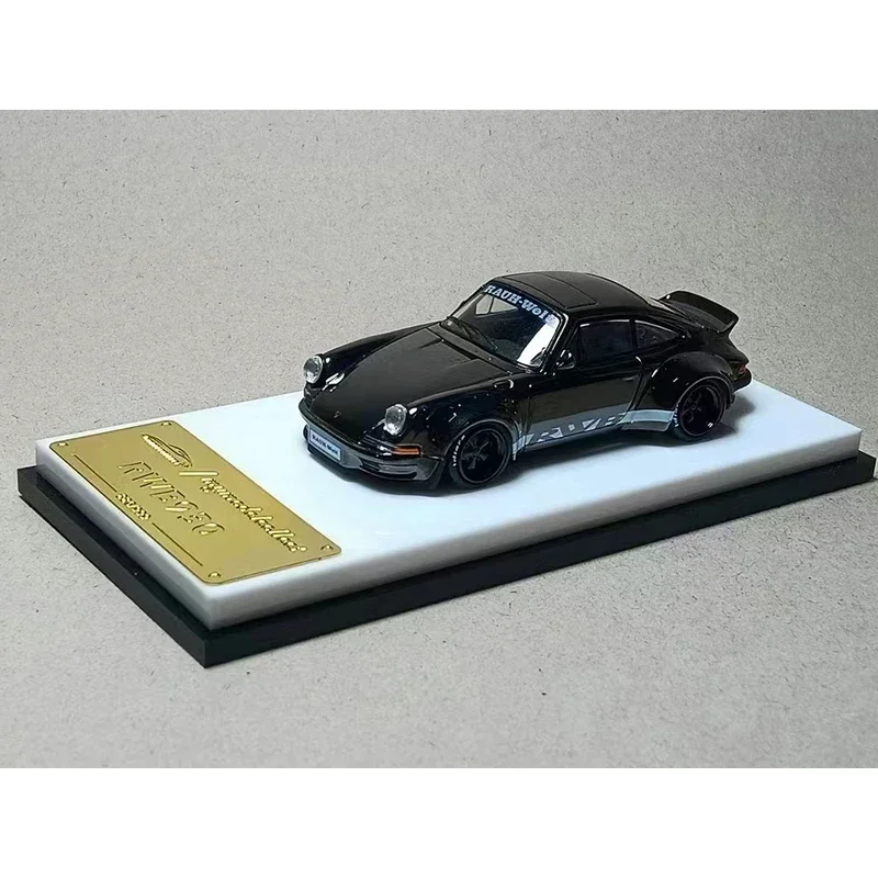 MC 1:64 RWB 930 Duck Wing Diecast Diorama Car Model Collection Miniature Toys