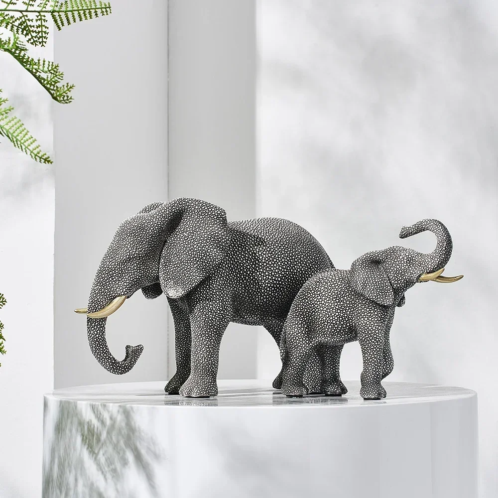 Resin Elephant Statue & Sculpture Ornaments Pretty Luxurious Home Decoration Modern Home Office Wine Cabinet Accessories Gift