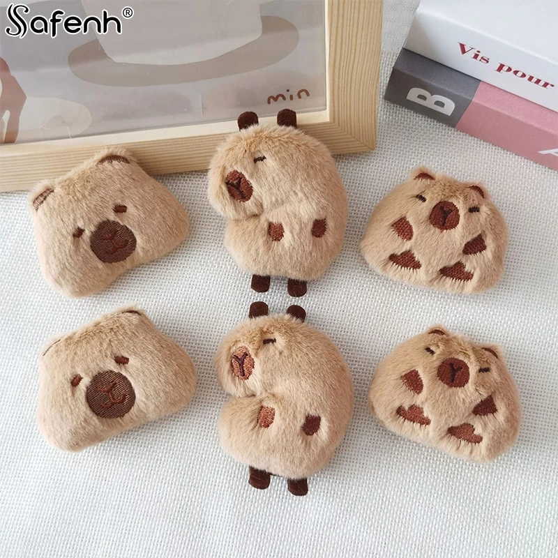 Plush Mini 1pcs Cute Capybara Animal Plush Doll Brooch Fluffy Soft Stuffed Clothes Badge Pins Backpacks Decoration Accessories