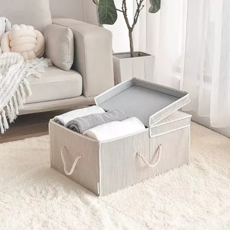 

Foldable storage box with double cover