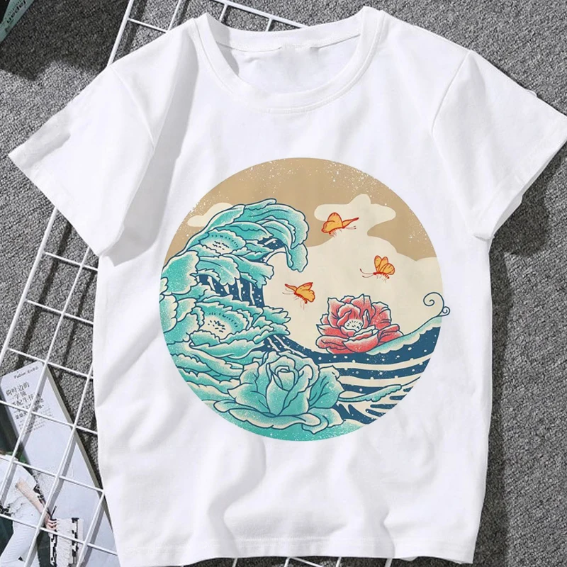 女性のtシャツクジラ波プリント原宿美的tシャツ和風ファッション特大トップス女性のtシャツ夏の服