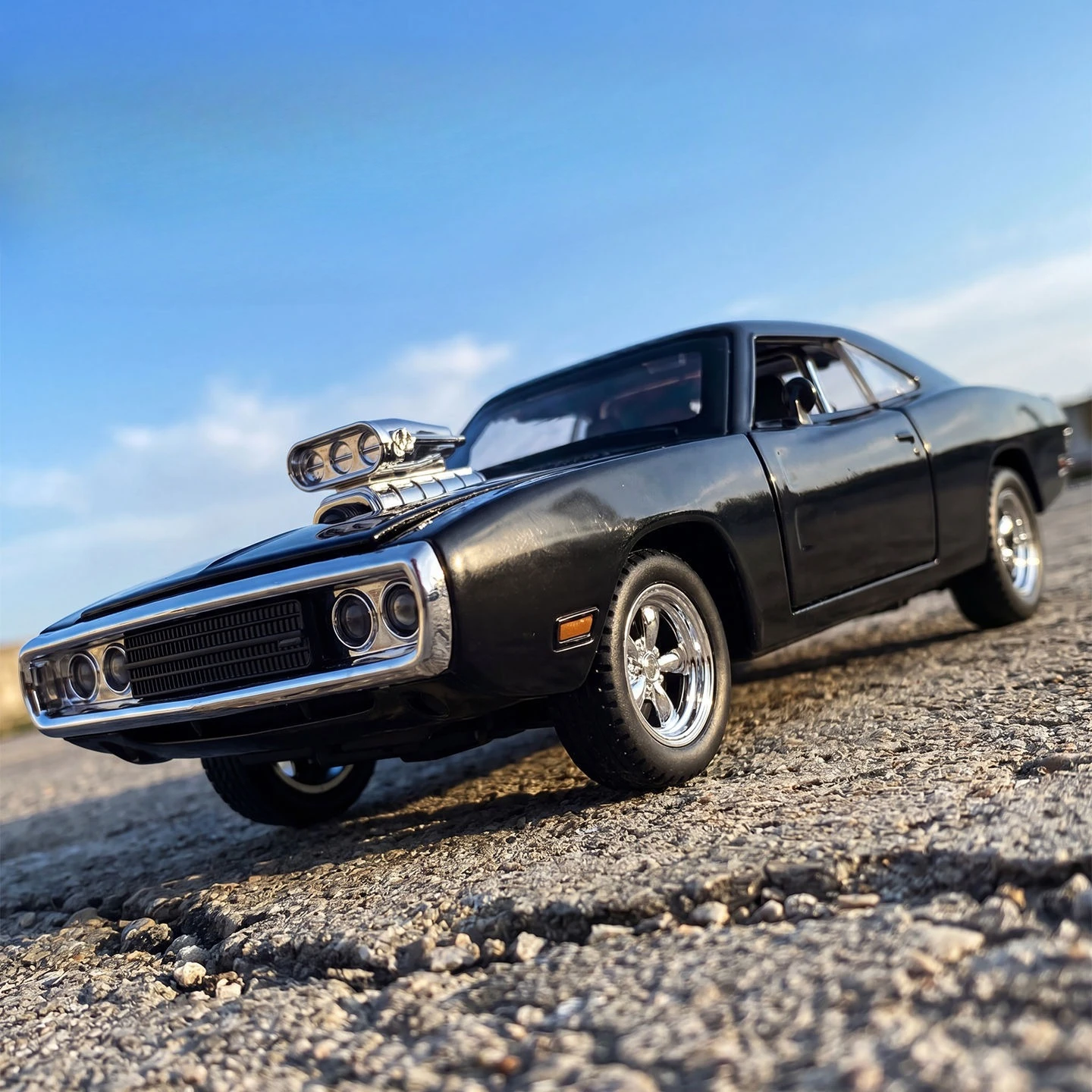 

1:32 Charger Supercar Alloy Metal Diecast Model Car Home Decoration Desktop Display Ornaments Bitrhday