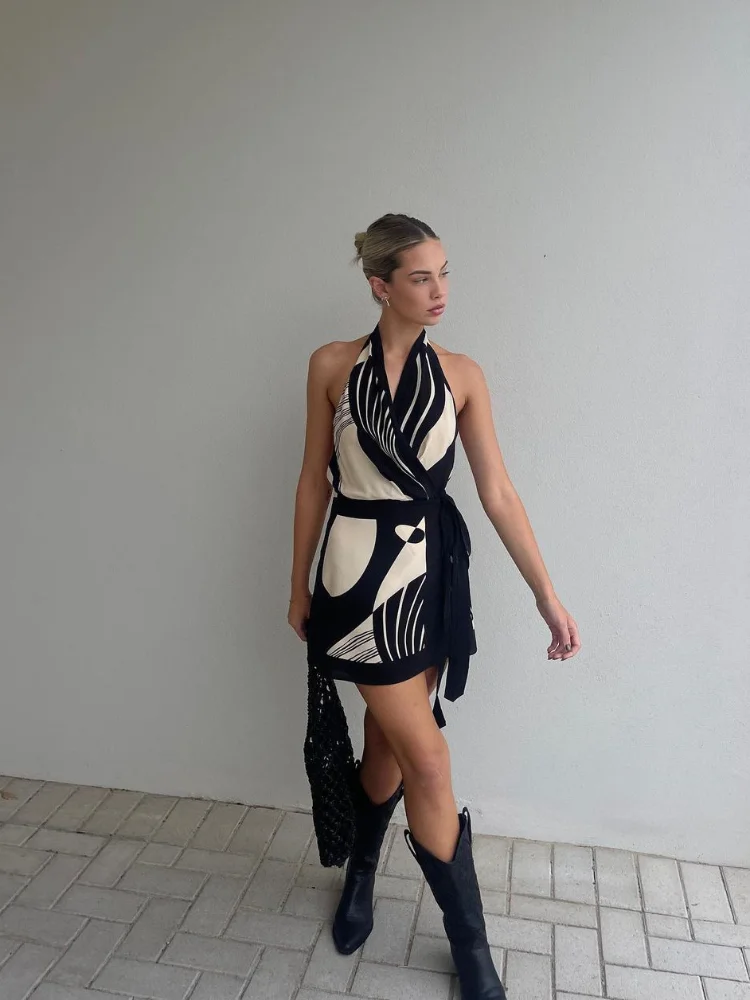 Vestido corto colgante con cuello de encaje y espalda descubierta, estampado blanco y negro, falda Sexy ceñida con cuello en V, traje de viaje diario para mujer